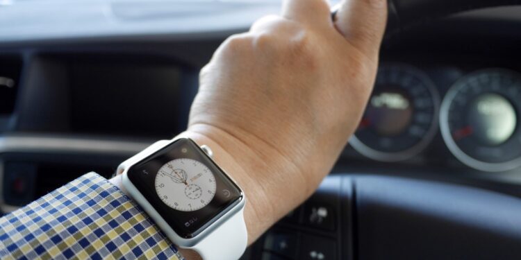 Wearable Showdown: Bands Versus Smartwatch Value